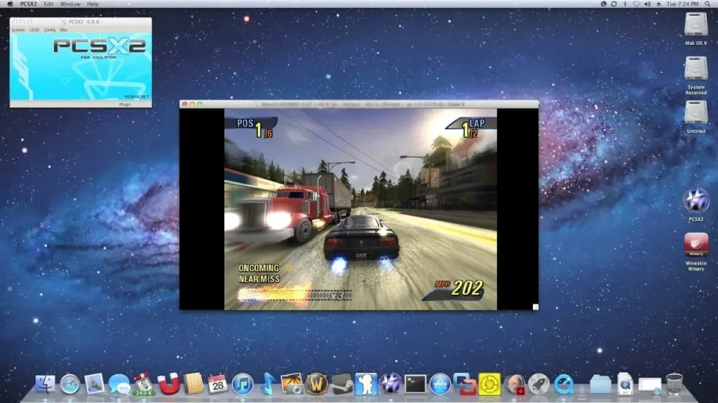 Emulador PCSX2 ejecutando juego de carreras en Mac